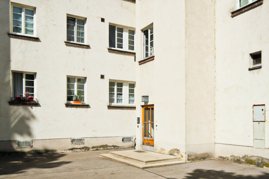 Otto-Haas-Hof, Gemeindebau Wien, 20. Bezirk, Brigittenau, Wien, Vienna, Austria, Österreich, fotoeins.com