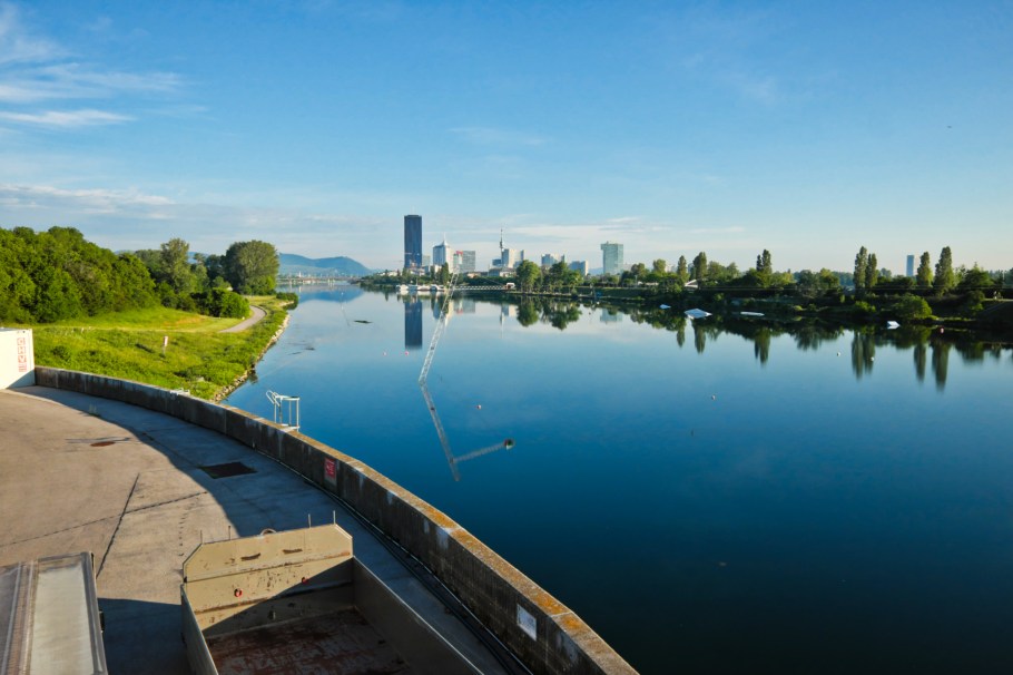 Kleinwasserkraftwerk Wehr 1, Neue Donau, 22. Bezirk, Donaustadt, Wien, Vienna, Austria, Österreich, fotoeins.com