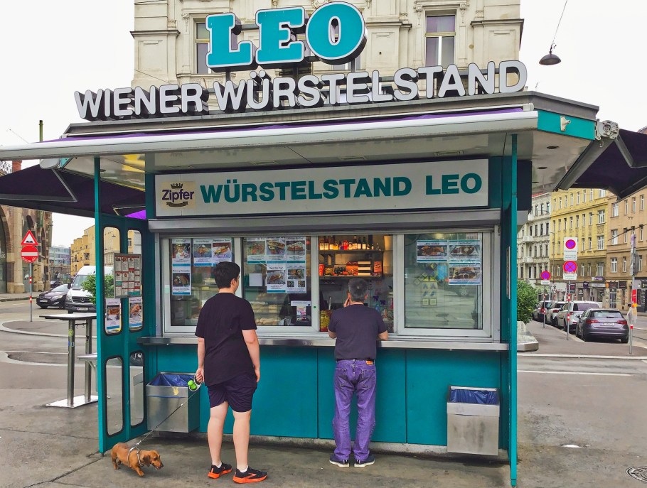 Würstelstand Leo, 19. Bezirk, Döbling, Wien, Vienna, Austria, Österreich, fotoeins.com