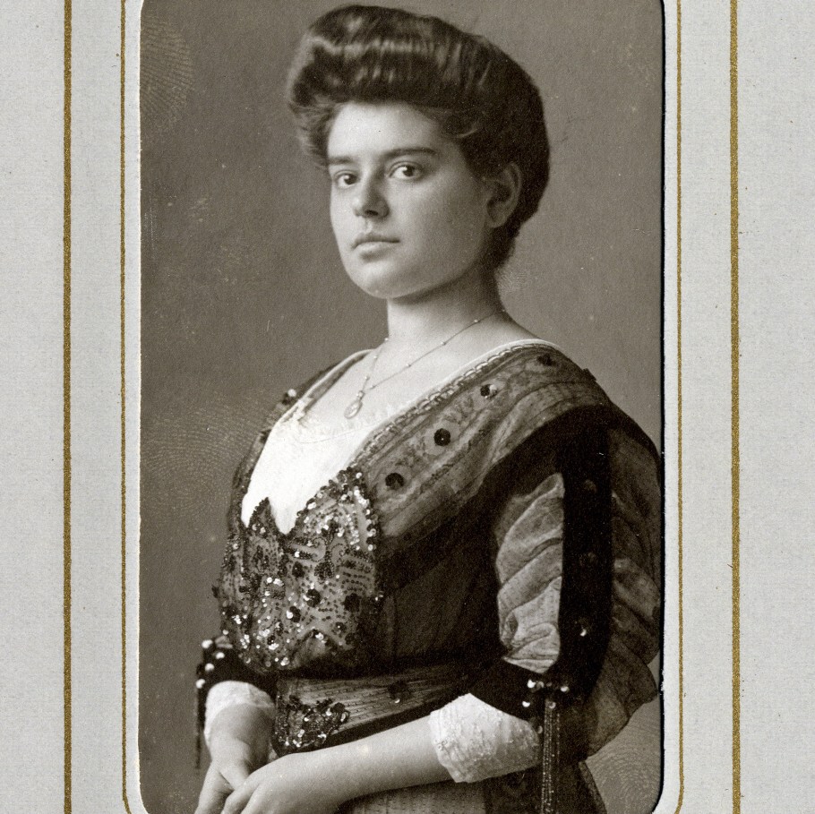 Dr. Olga Ehrenhaft-Steindler, Österreichische Zentralbibliothek für Physik, Universität Wien.