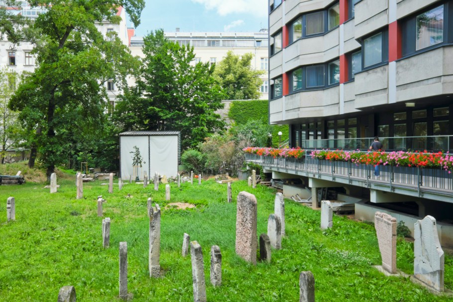 Haus Rossau, Häuser zum Leben, Jüdischer Friedhof Rossau, 9. Bezirk, Alsergrund, Wien, Vienna, Austria, Österreich, fotoeins.com