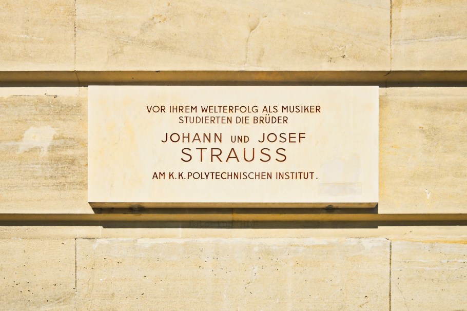 4. Bezirk, Wieden, TU Wien, Strauss, Wien, Vienna, Austria, Österreich, fotoeins.com