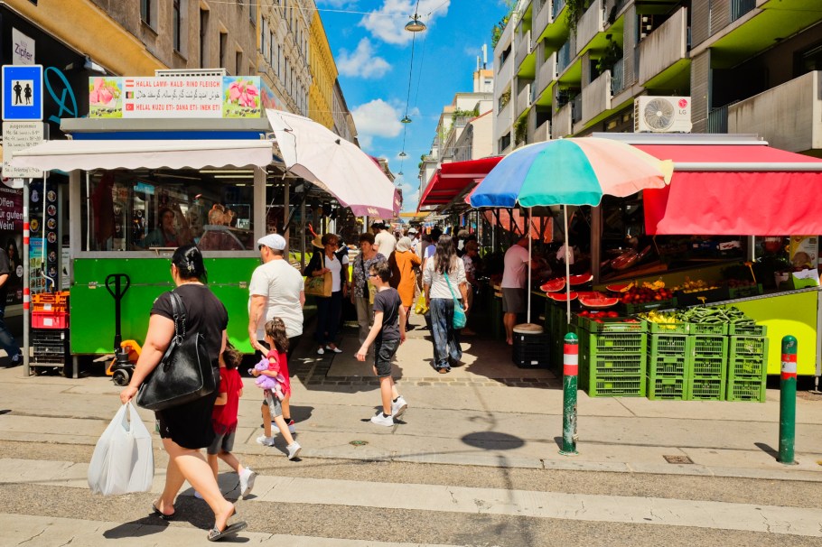 Brunnenmarkt, 16. Bezirk, Ottakring, Wien, Vienna, Austria, Österreich, fotoeins.com