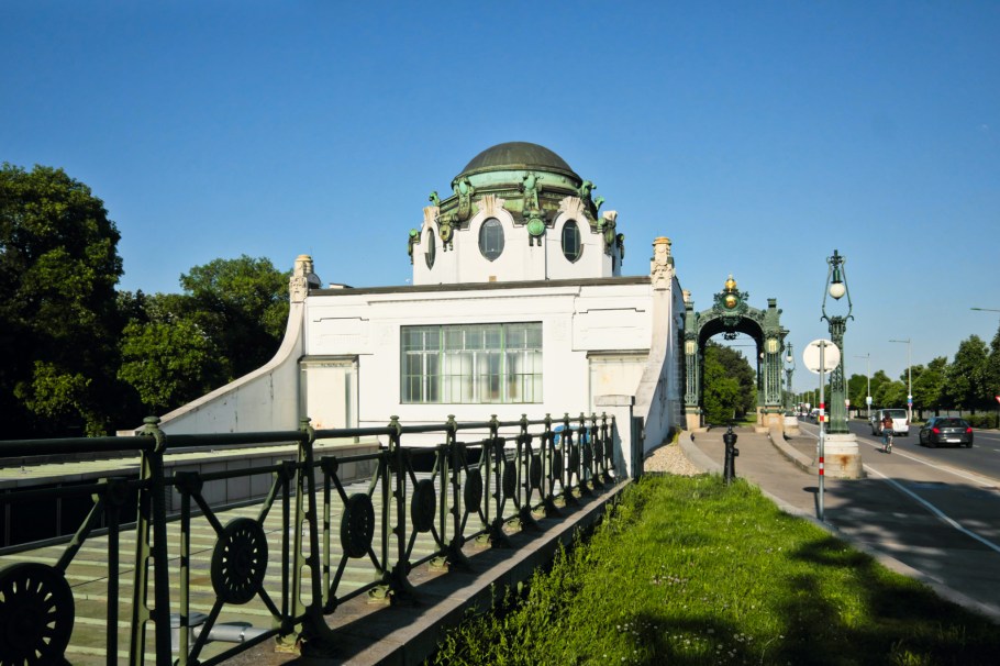 Hofpavillon Hietzing, Hietzing Imperial Court Pavilion, Wiener U-Bahn, U4 Hietzing, Otto Wagner, Wiener Moderne, Vienna Modernism, 13. Bezirk, Hietzing, Wien, Vienna, Austria, Oesterreich, fotoeins.com