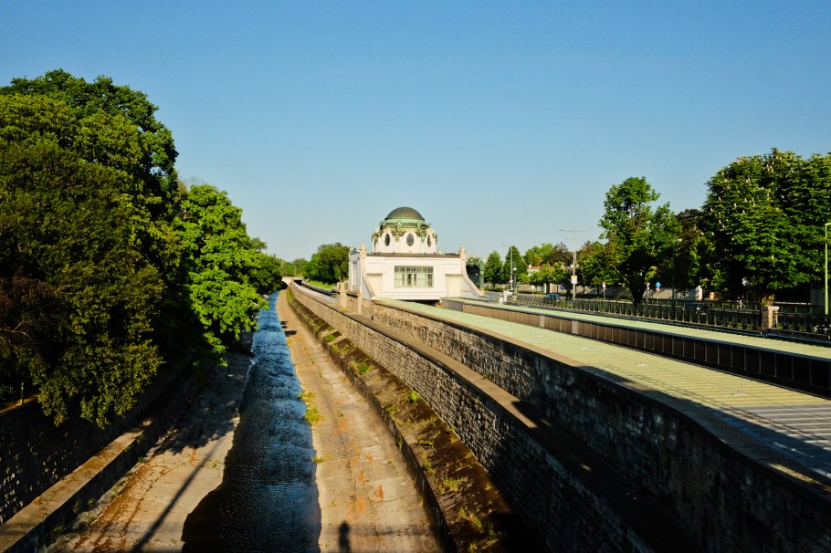 Hofpavillon Hietzing, Hietzing Imperial Court Pavilion, Wiener U-Bahn, U4 Hietzing, Otto Wagner, Wiener Moderne, Vienna Modernism, 13. Bezirk, Hietzing, Wien, Vienna, Austria, Oesterreich, fotoeins.com