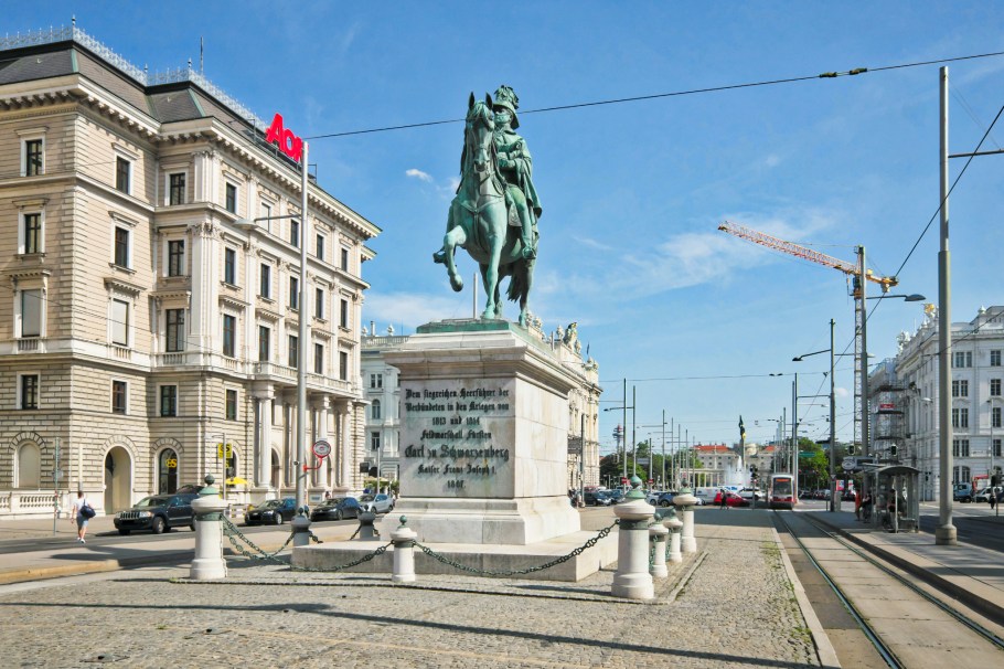 1. Bezirk, Innere Stadt, Schwarzenberg-Denkmal, Schwarzenbergplatz, Wien, Vienna, Austria, Österreich, fotoeins.com
