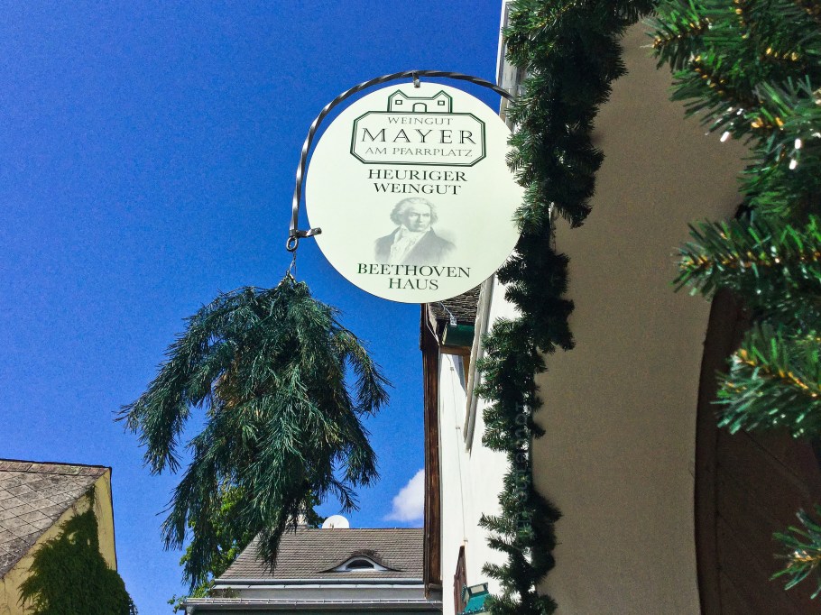 Mayer am Pfarrplatz, Heurige, Buschenschank, Pfarrplatz, Döbling, Wien, Vienna, Austria, Österreich, fotoeins.com