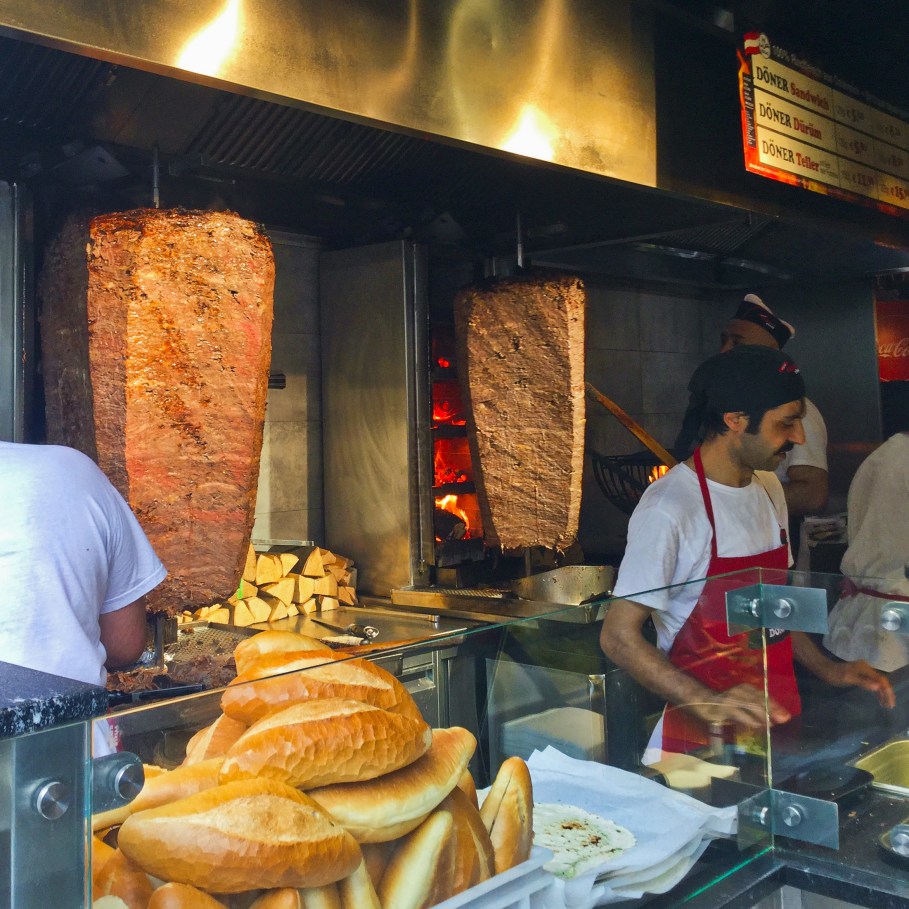 Ferhat Döner, Kalbsdöner, 10. Bezirk, Favoriten, Wien, Vienna, Austria, Österreich, fotoeins.com