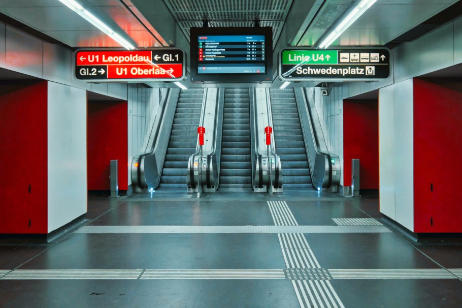 Schwedenplatz, 1. Bezirk, Innere Stadt, Wien, Vienna, Austria, Österreich, fotoeins.com