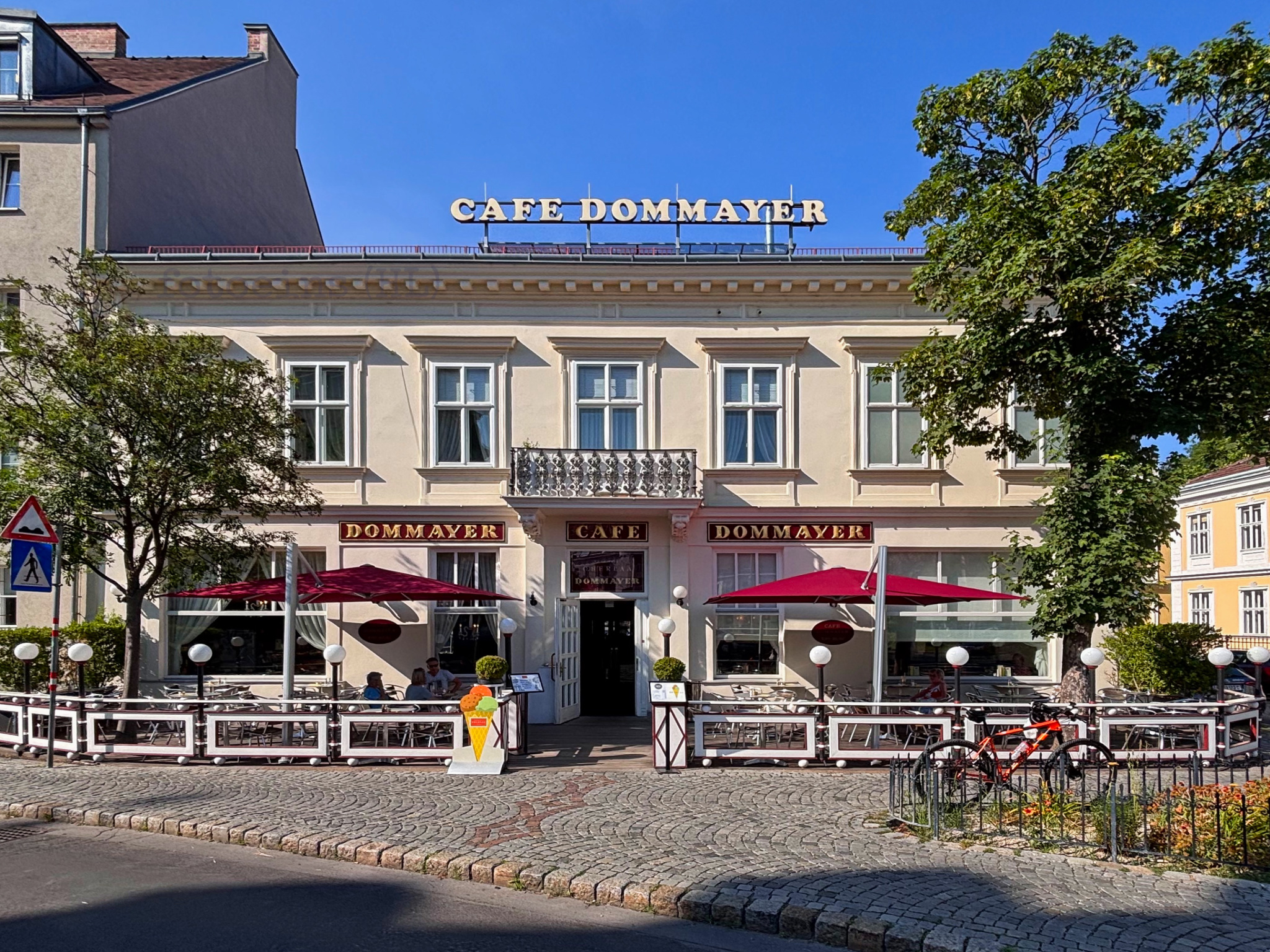 Dommayer, 13. Bezirk, Hietzing, Wien, Vienna, Austria, Österreich, fotoeins.com