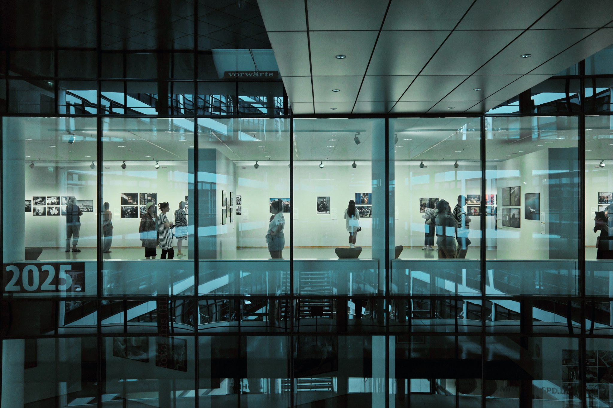 World Press Photo 2025, Willy-Brandt-Haus, SPD Parteivorstand, Berlin, Deutschland, Germany, fotoeins.com