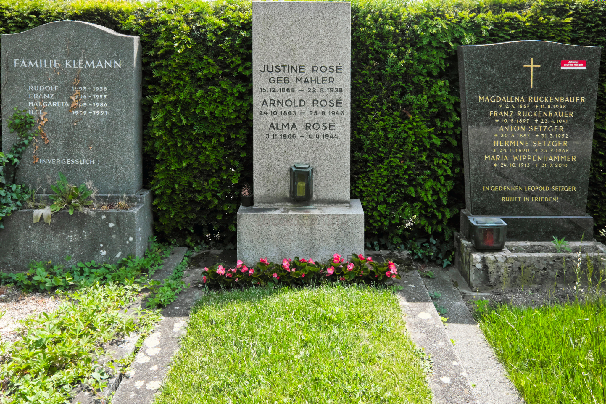 Grinzinger Friedhof, Friedhof Grinzing, Grinzing cemetery, Grinzing, 19. Bezirk, Döbling, Wien, Vienna, Austria, Österreich, fotoeins.com