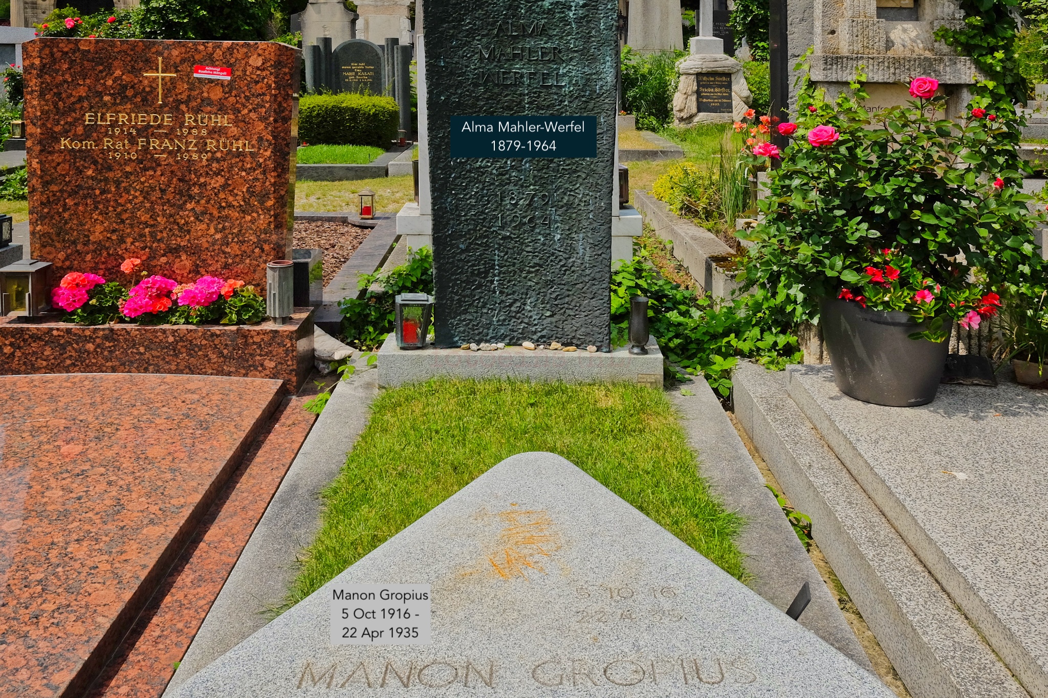 Grinzinger Friedhof, Friedhof Grinzing, Grinzing cemetery, Grinzing, 19. Bezirk, Döbling, Wien, Vienna, Austria, Österreich, fotoeins.com