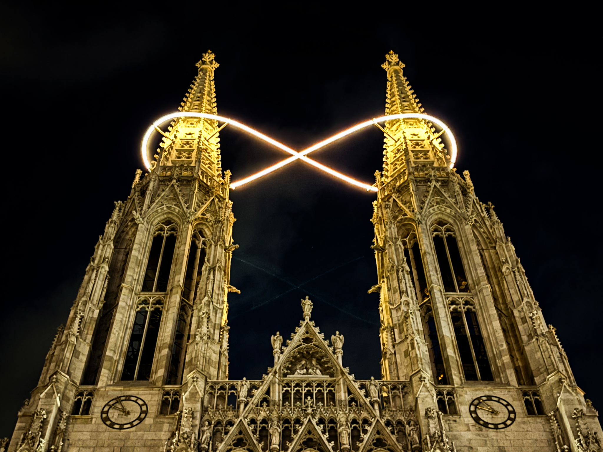 Infinity of Light, Billi Thanner, Votivkirche, 9. Bezirk, Alsergrund, Wien, Vienna, Austria, Österreich, fotoeins.com